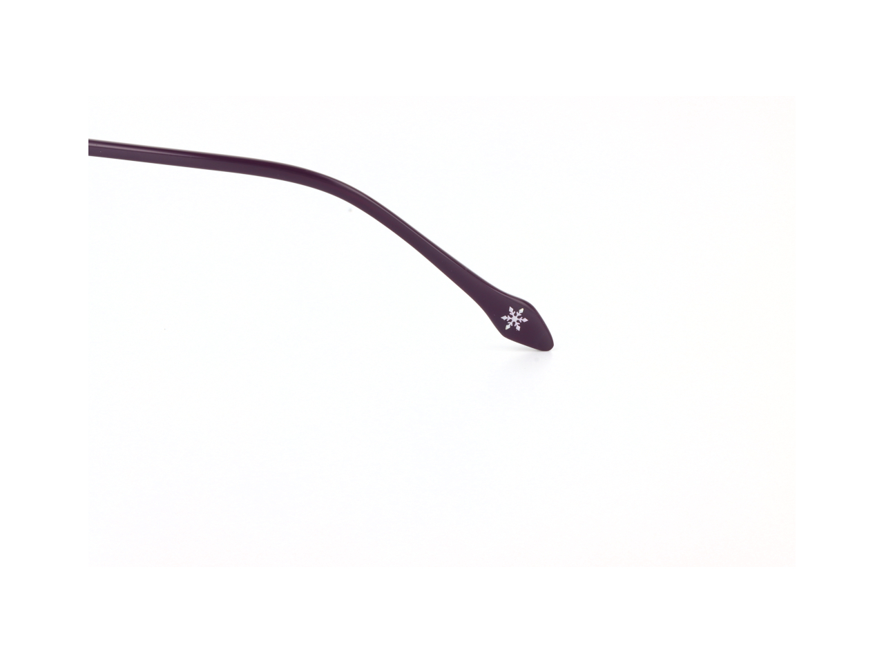 矢じりをイメージした形状