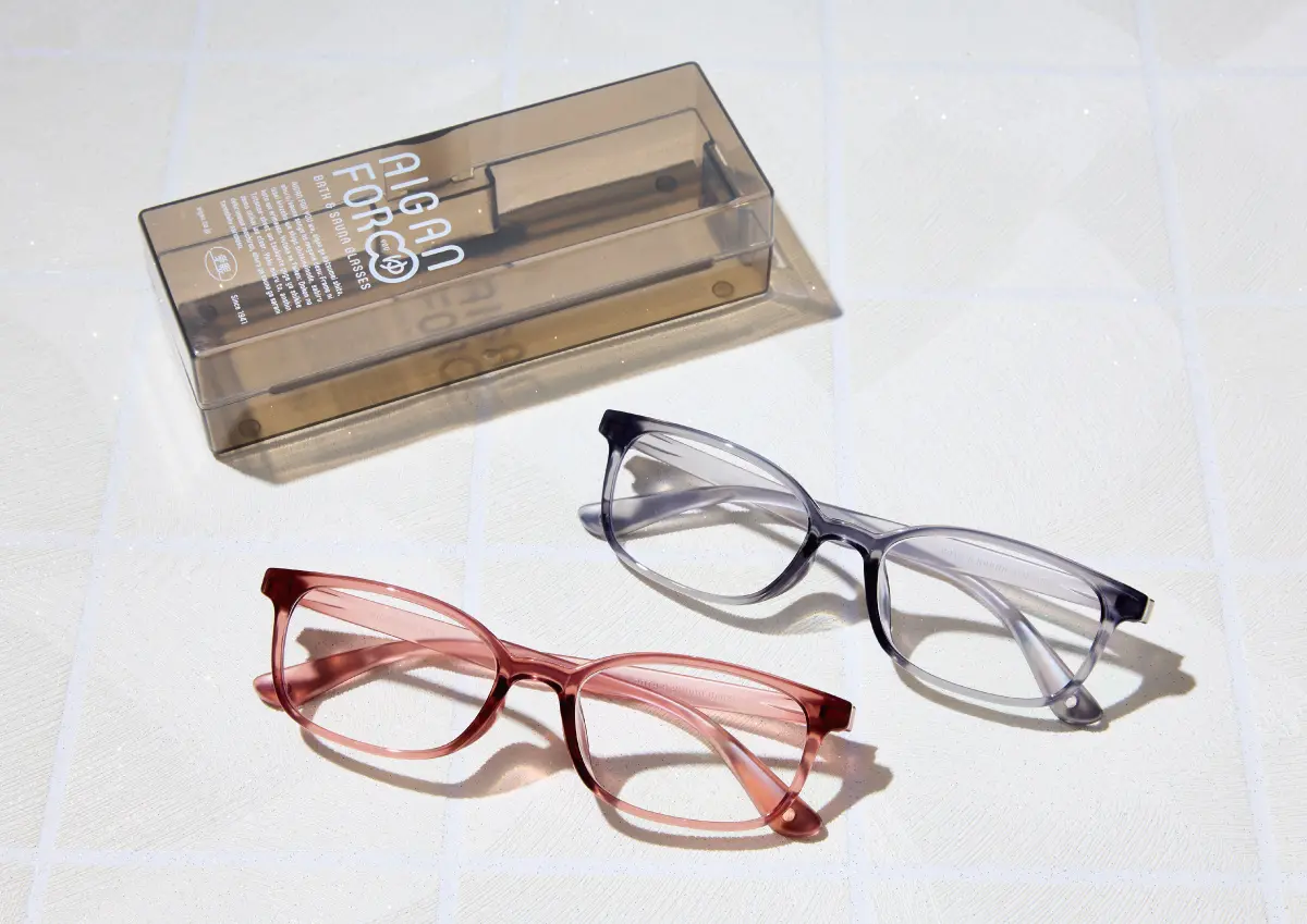 中見えケース＝ポリプロピレン製で傷がつきにくく丈夫で耐薬品性に優れています。