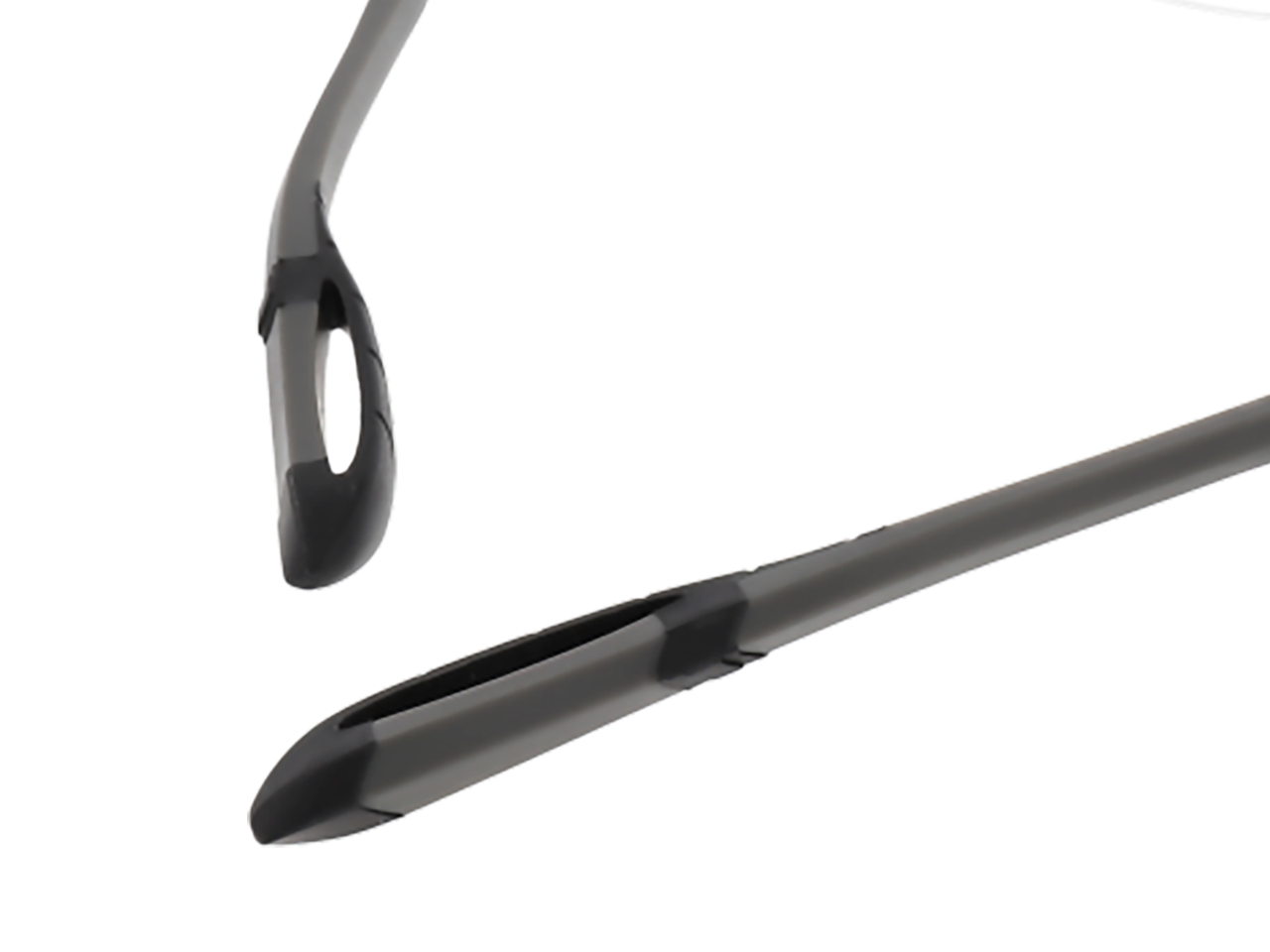 【クッションイヤーソック】スタイリッシュに心地よいホールド感を実現するスポーティな耳かけ部。